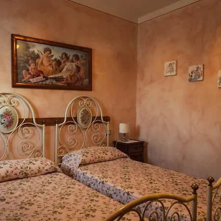 Casal Gheriglio Country house *